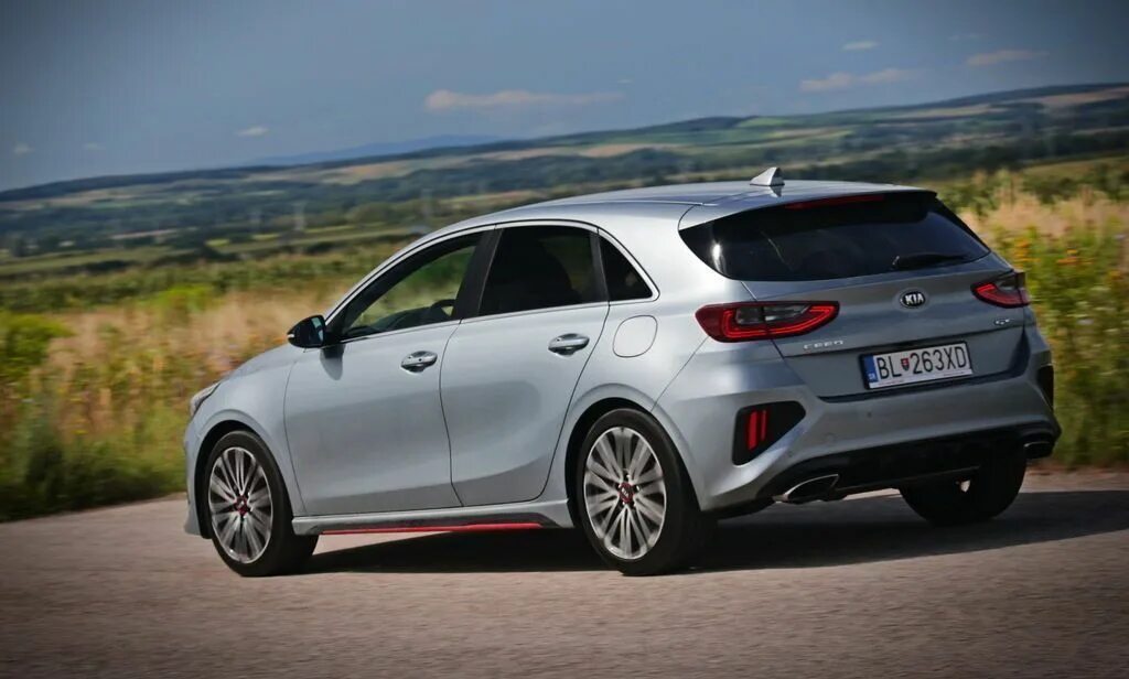 Киа сеед 2020 фото Fotogaléria: Kia Ceed 2020: Nový základný motor a zmeny na podvozku! Autožurnál