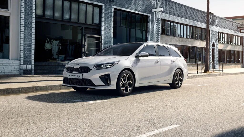 Киа сеед 2020 фото KIA Motors представляет XCeed и Ceed Sportswagon в версиях Plug-in Hybrid