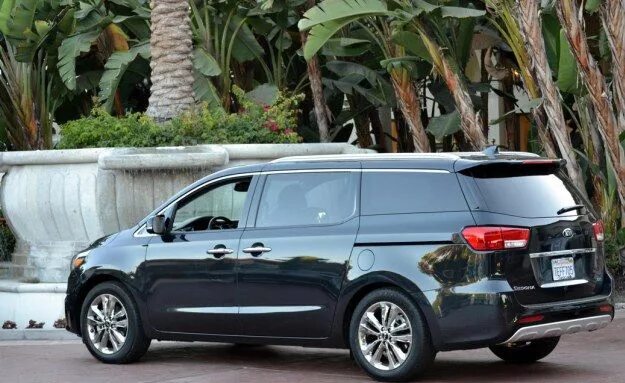 Киа семиместная фото 2015 Kia Sedona Specs and Review Kia sedona, Mini van, Kia