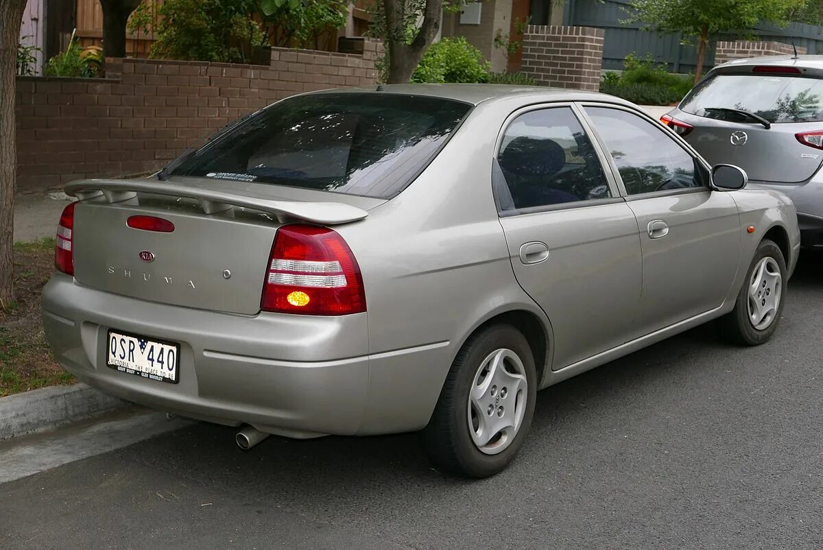 Киа шума 2 фото File:2001 Kia Shuma (S-II) hatchback (2016-01-04).jpg - Wikipedia