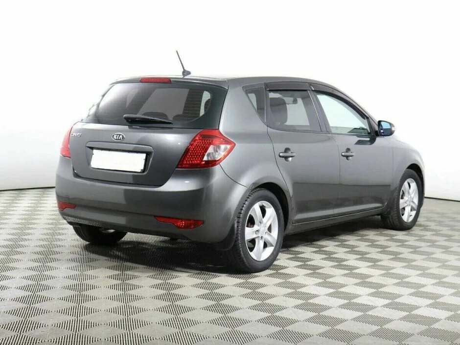 Киа сид 1 фото Kia Ceed за 475 000 руб. купить с пробегом 166 000 км. в Москве. БУ Kia Ceed (12