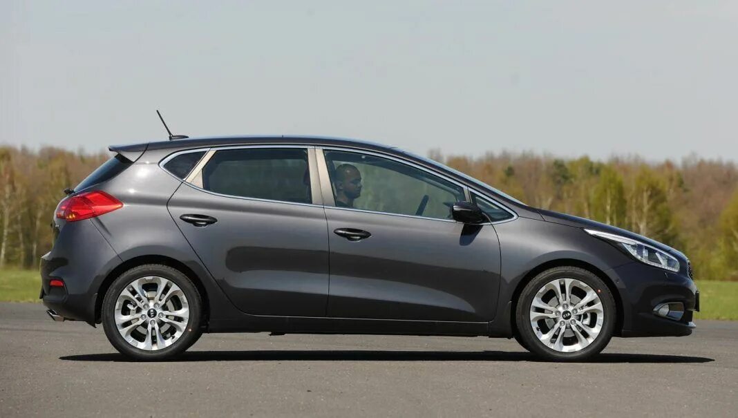 Киа сид 2 фото Używana Kia Cee’d II (2012-2018) - opinie, dane techniczne, typowe usterki