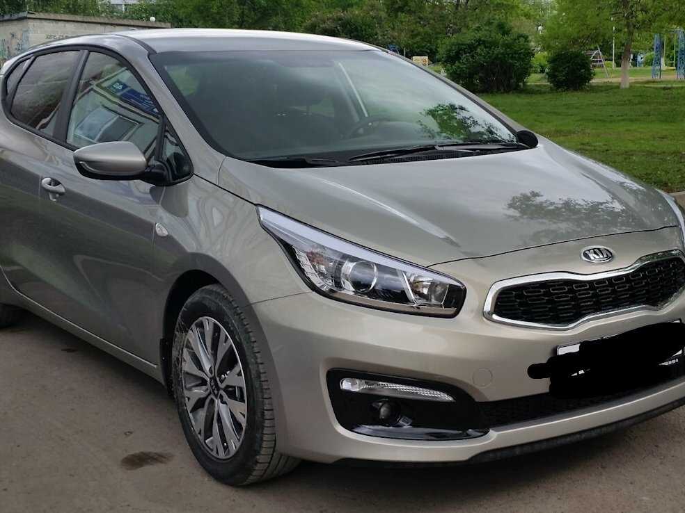 Киа сид 2 поколение фото Купить б/у Kia Ceed II Рестайлинг 1.6 AT (130 л.с.) бензин автомат в Москве: беж