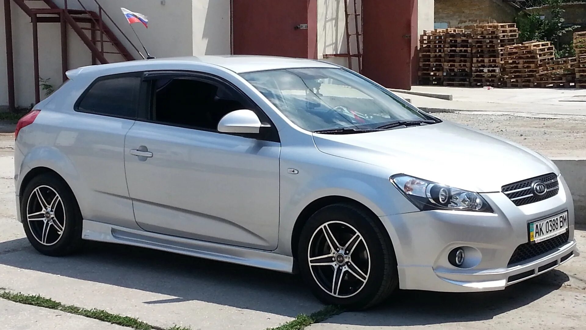 Киа сид 2008 купе тюнинг KIA Pro_Ceed 1.4 бензиновый 2009 Малипусссс на DRIVE2