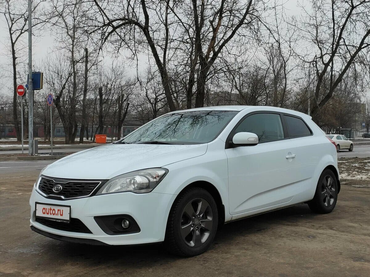 Киа сид 2011 года фото Купить б/у Kia Ceed I Рестайлинг 1.6 AT (122 л.с.) бензин автомат в Москве: белы