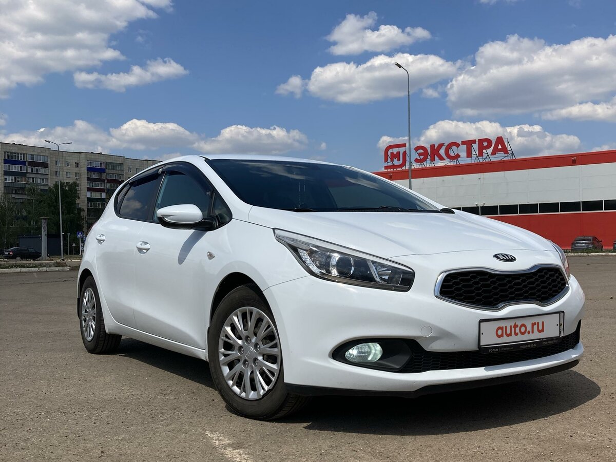 Киа сид 2013 год фото Купить б/у Kia Ceed II 1.4 MT (100 л.с.) бензин механика в Альметьевске: белый К