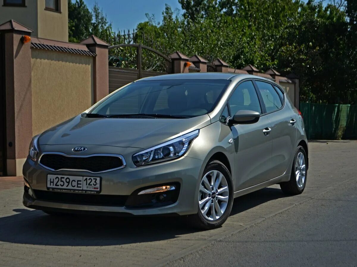 Киа сид 2016 фото Купить б/у Kia Ceed II Рестайлинг 1.6 AT (130 л.с.) бензин автомат в Краснодаре: