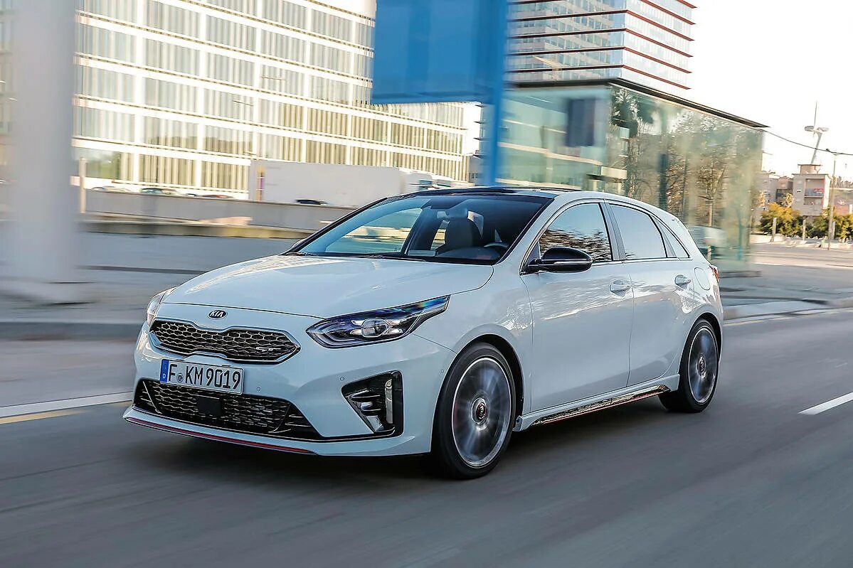 Киа сид 2019 фото Kia Ceed III GT 1.6 T-GDI 204 KM 2020 hatchback 5dr skrzynia ręczna napęd przedn