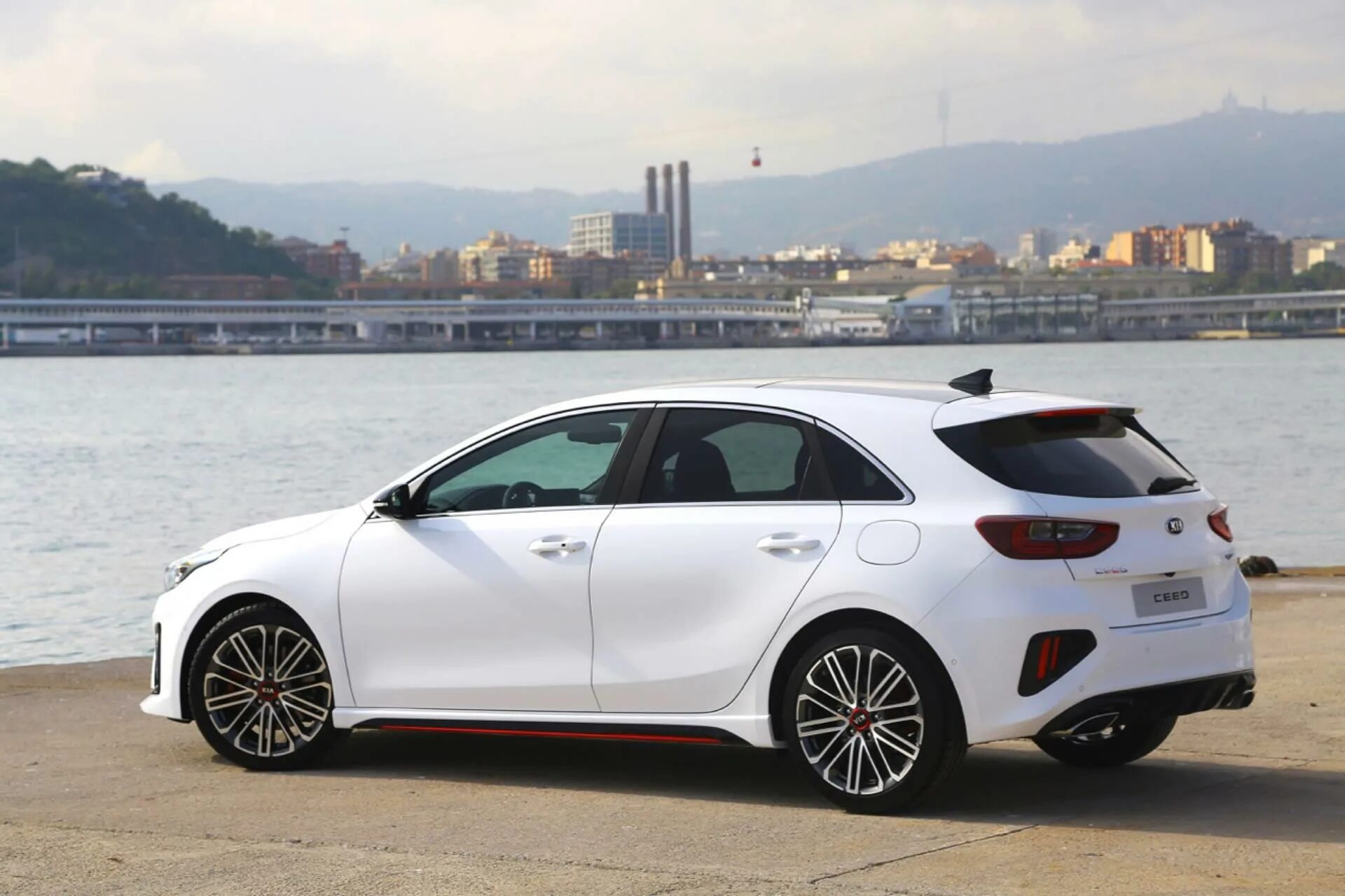 Киа сид 2020 фото 2019 Kia Ceed GT Image. Photo 14 of 26