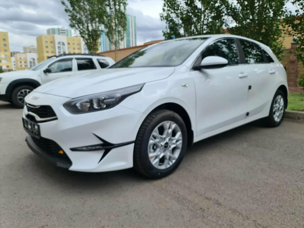 Киа сид 2023 фото Купить новый Kia Ceed III Рестайлинг 1.6 AT (128 л.с.) бензин автомат в Москве: 