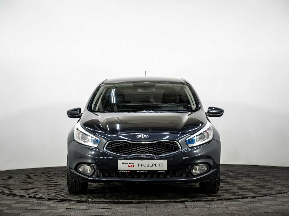 Киа сид черный фото Купить б/у Kia Ceed II 1.6 MT (129 л.с.) бензин механика в Санкт-Петербурге: чёр