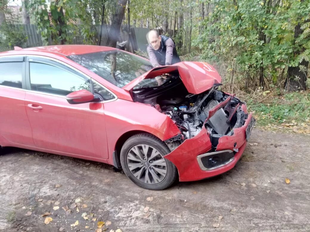Киа сид дтп фото Побывали в ДТП. Всем автопарком. - KIA Ceed (2G), 1,6 л, 2017 года ДТП DRIVE2