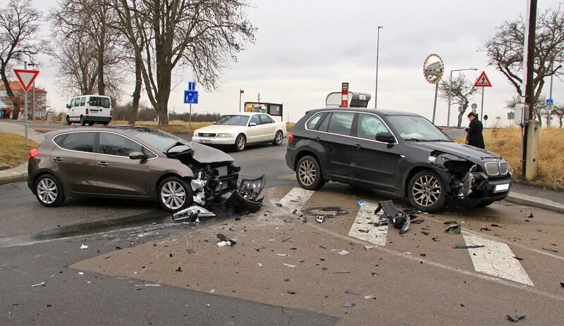 Киа сид дтп фото 2012 Kia Cee'd First Crash Flickr