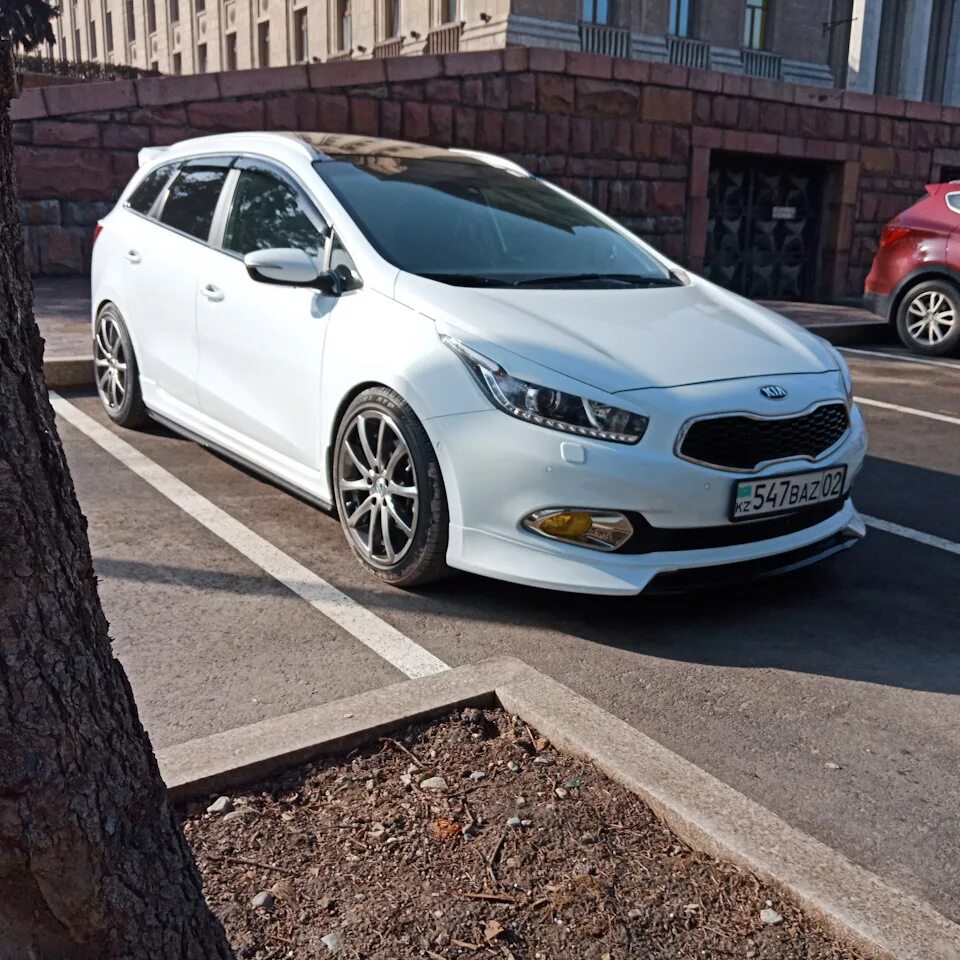 Киа сид jd фото CEED SW MODIFIED - BSM FINAL - KIA Ceed SW (2G), 1,6 л, 2015 года стайлинг DRIVE