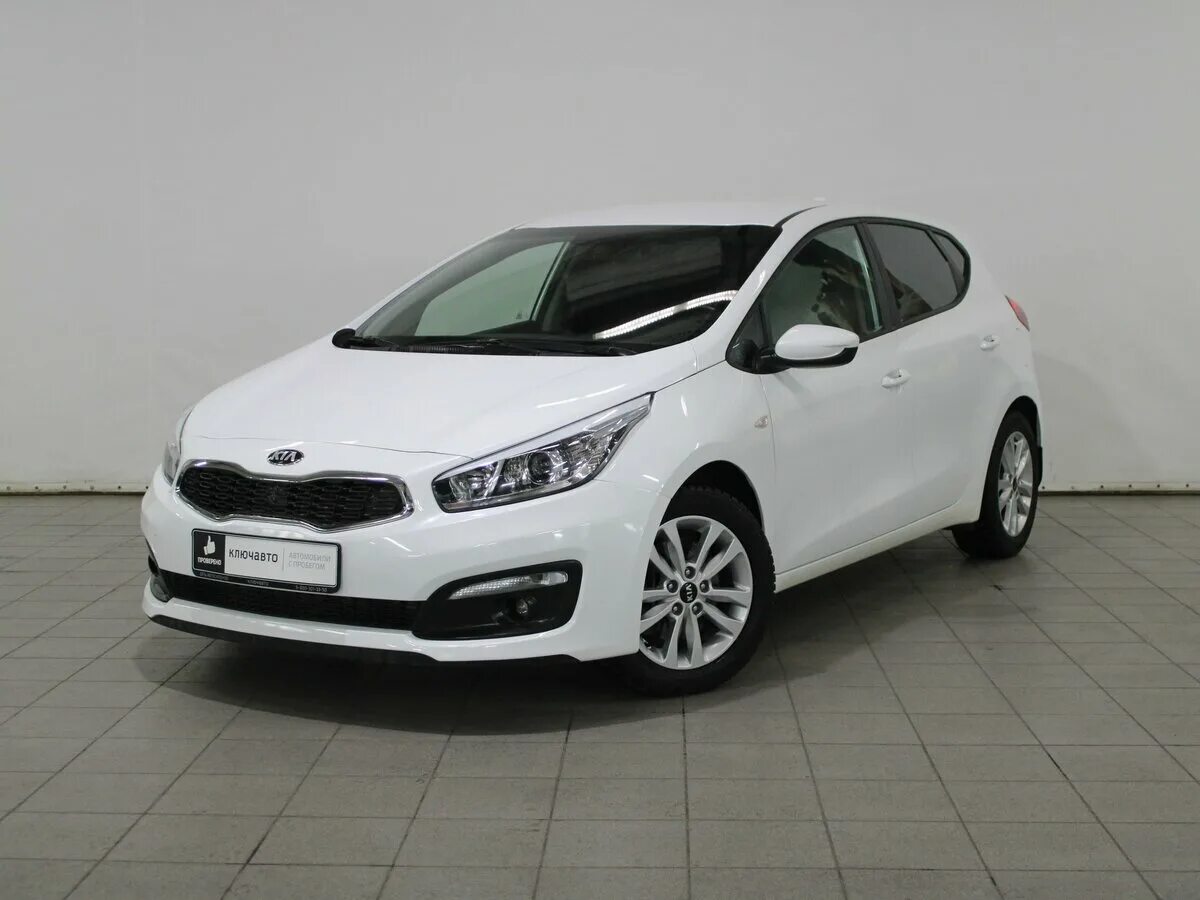 Киа сид рестайлинг фото Купить б/у Kia Ceed II Рестайлинг 1.6 AT (130 л.с.) бензин автомат в Москве: бел