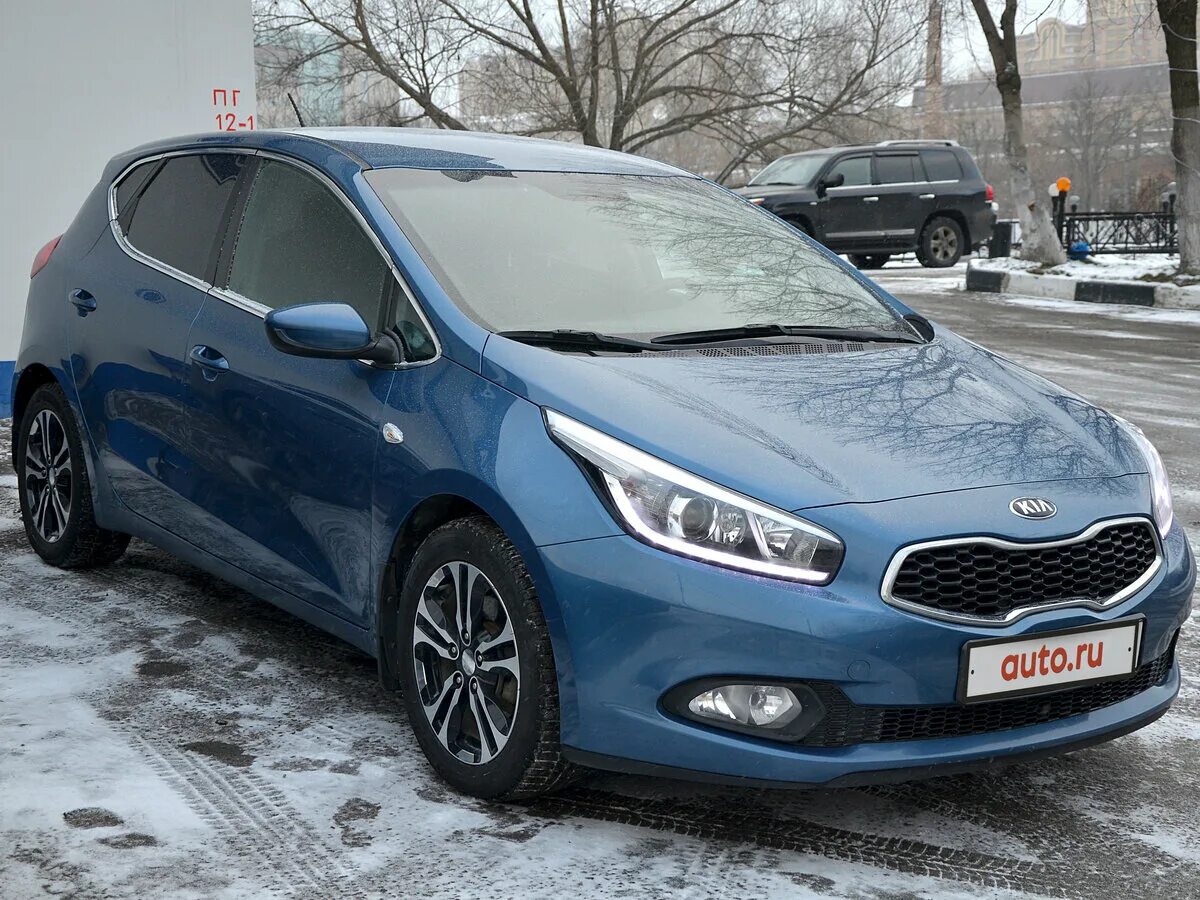 Киа сид синий фото Купить б/у Kia Ceed II 1.6 AT (129 л.с.) бензин автомат в Москве: голубой Киа Си