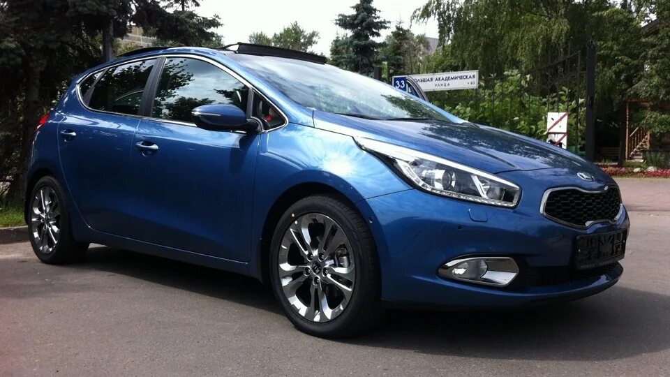 Киа сид синий фото KIA Ceed (2G) 1.6 бензиновый 2012 1,6 Premium AT на DRIVE2