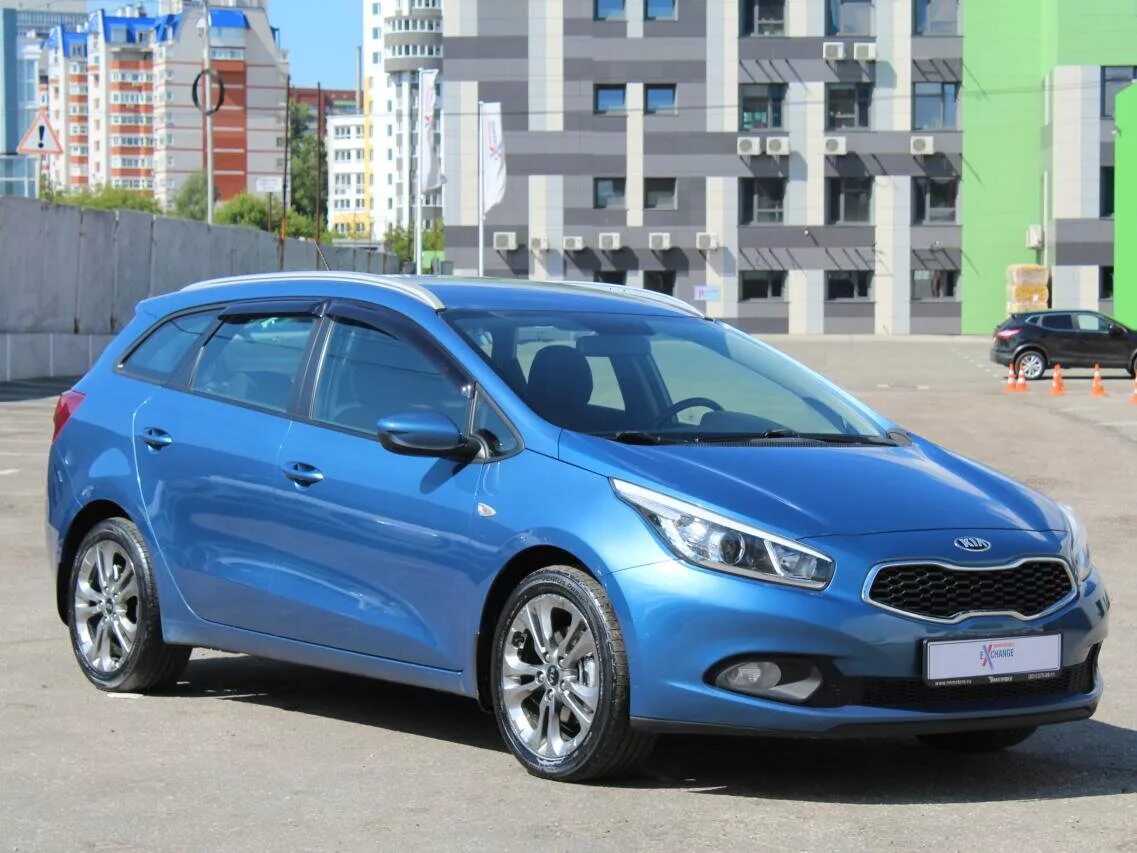 Киа сид синий фото Купить б/у Kia Ceed II 1.6 MT (129 л.с.) бензин механика в Нижнем Новгороде: син