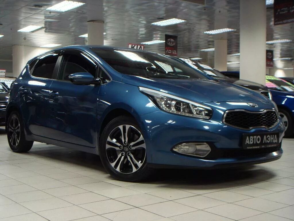 Киа сид синий фото Купить б/у Kia Ceed II 1.6 AT (129 л.с.) бензин автомат в Москве: синий Киа Сид 