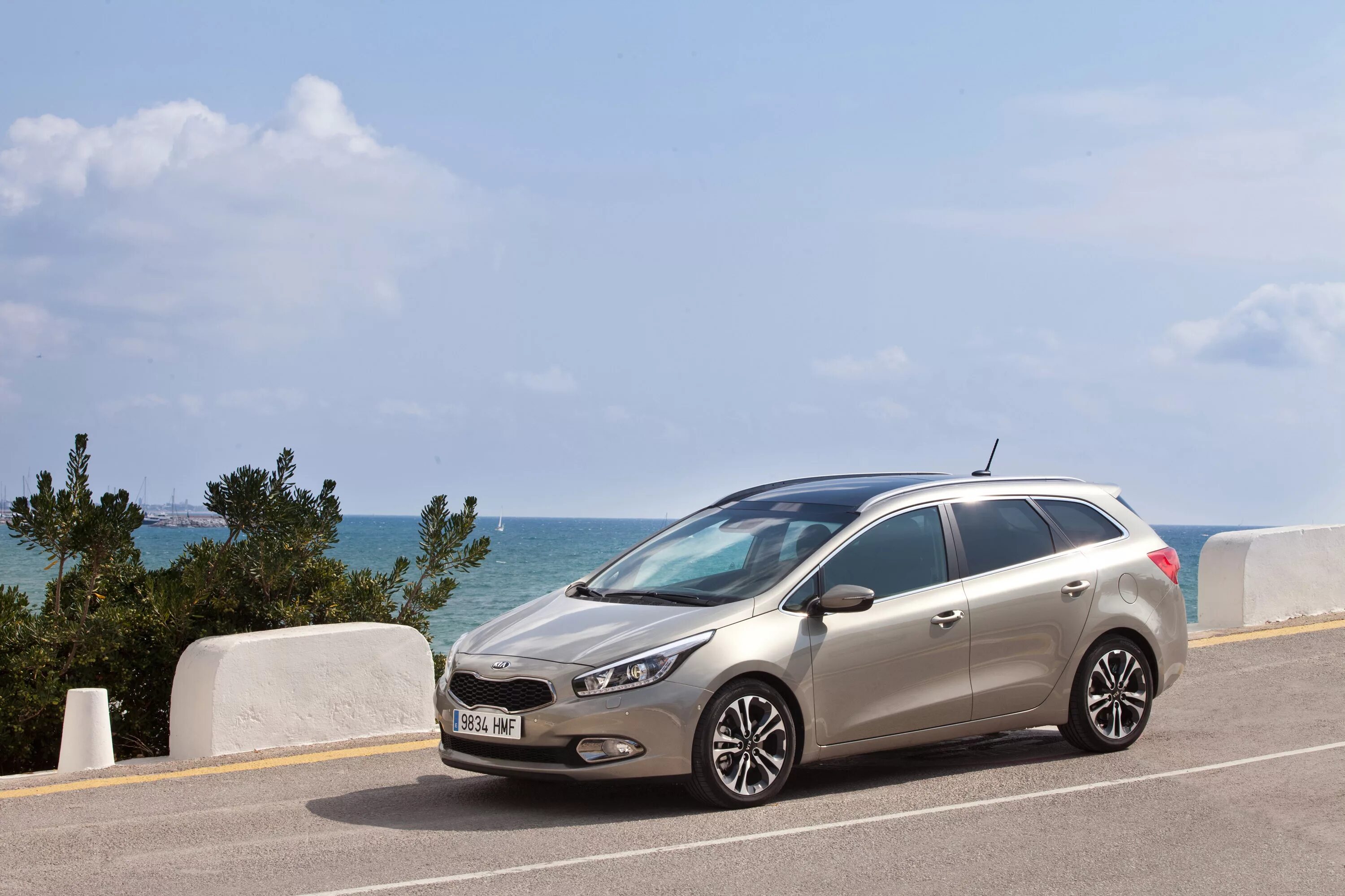Киа сид sw фото Kia Ceed SW picture 9 of 84, MY 2013, size:3000x2000