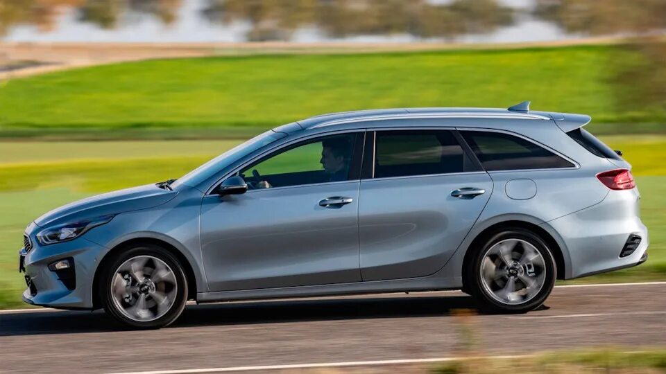 Киа сид sw фото KIA Ceed SW (3G) 1.6 бензиновый 2019 1.6 АТ на DRIVE2