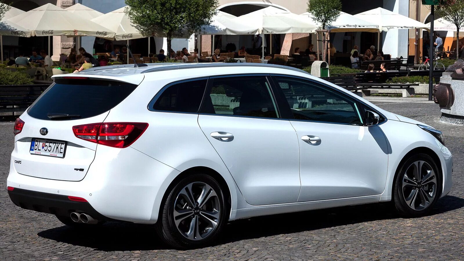 Киа сид sw фото Задний диффузор - KIA Ceed SW (2G), 1,6 л, 2016 года стайлинг DRIVE2