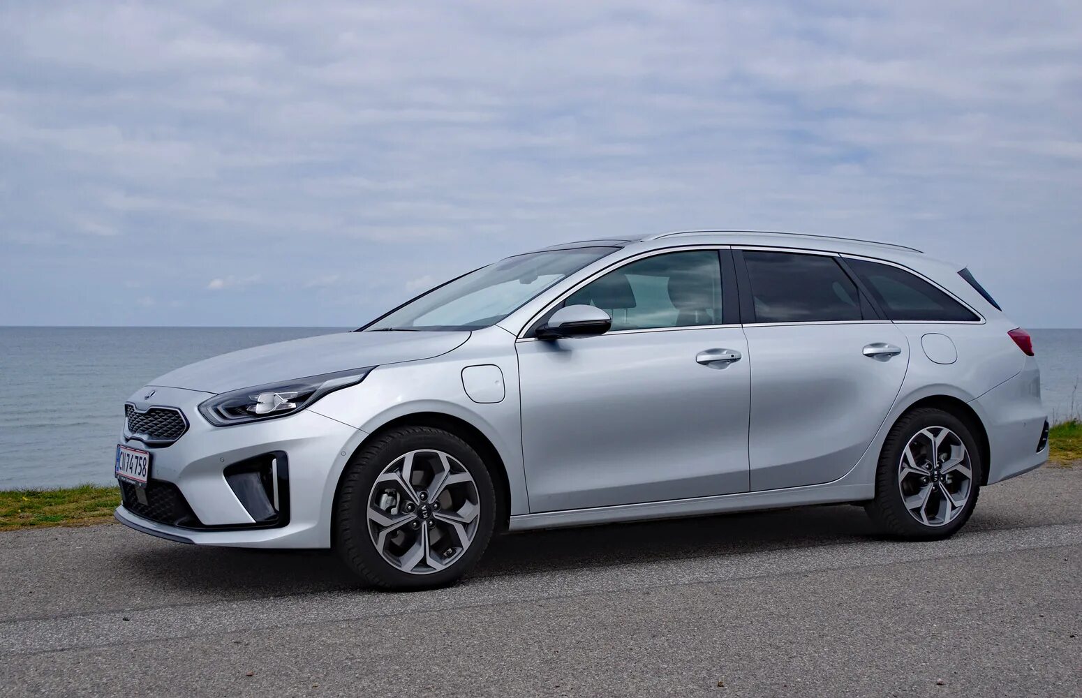 Киа сид sw фото Kia ceed sw 2023 LkbAuto.ru
