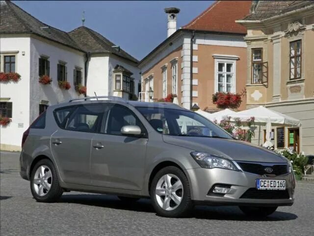 Киа сид универсал 2010 фото Купить KIA CEE'D 2006 - 2012г универсал Дефлекторы окон (Ветровики) в Красноярск