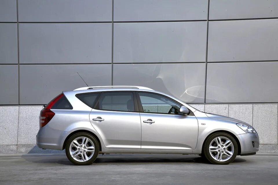 Киа сид универсал 2010 фото Cee"d история модели - KIA Pro_Ceed, 1,6 л, 2008 года наблюдение DRIVE2