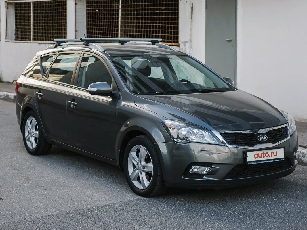 Киа сид универсал 2010 фото Купить б/у Kia Ceed I Рестайлинг 1.6 AT (122 л.с.) бензин автомат в Москве: серы