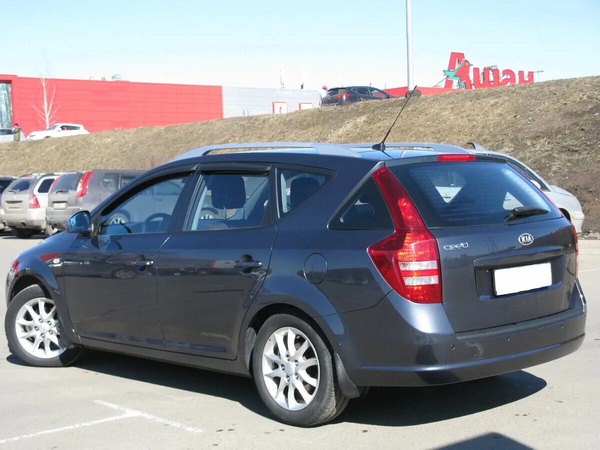 Киа сид универсал 2010 фото Купить б/у Kia Ceed I 1.6 AT (122 л.с.) бензин автомат в Москве: серый Киа Сид I