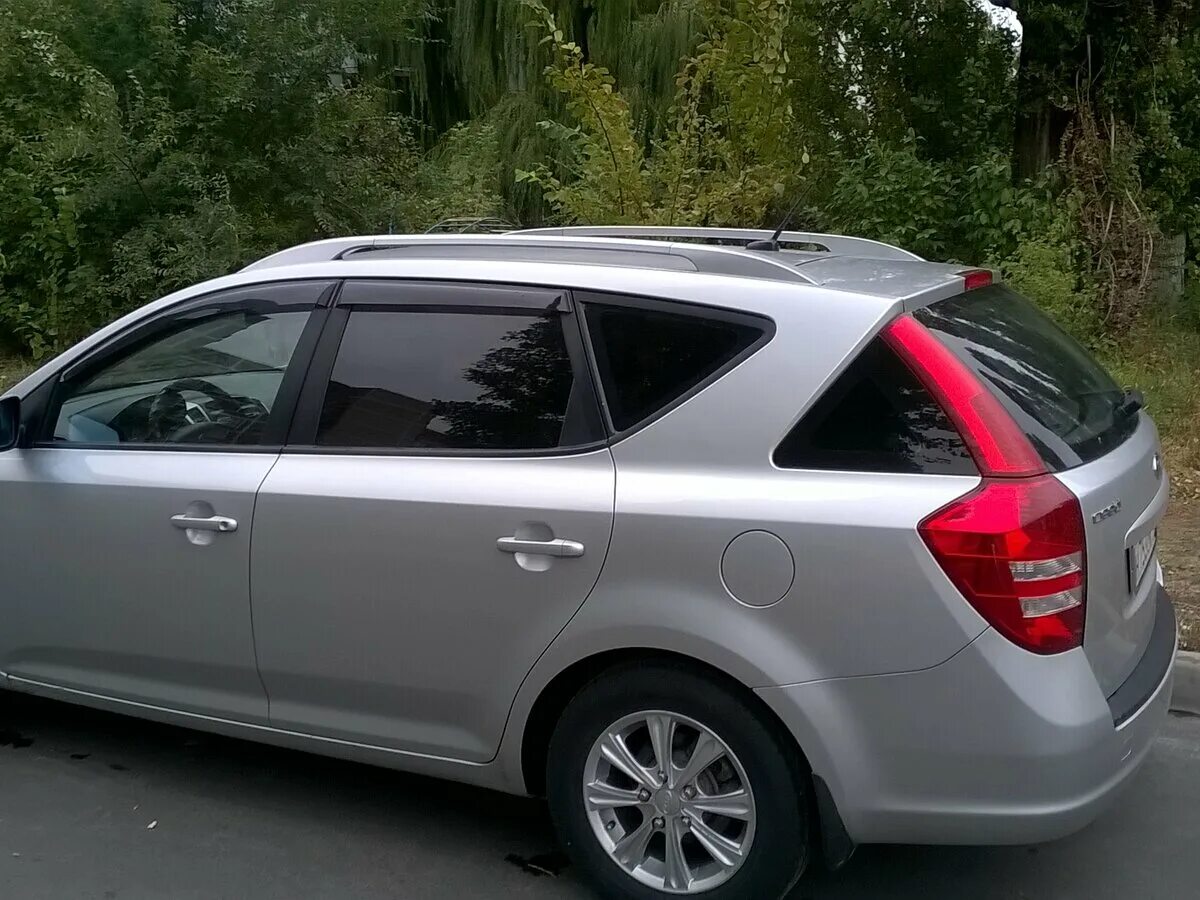 Киа сид универсал 2010 фото Купить б/у Kia Ceed I Рестайлинг 1.6 MT (122 л.с.) бензин механика в Курчатове: 