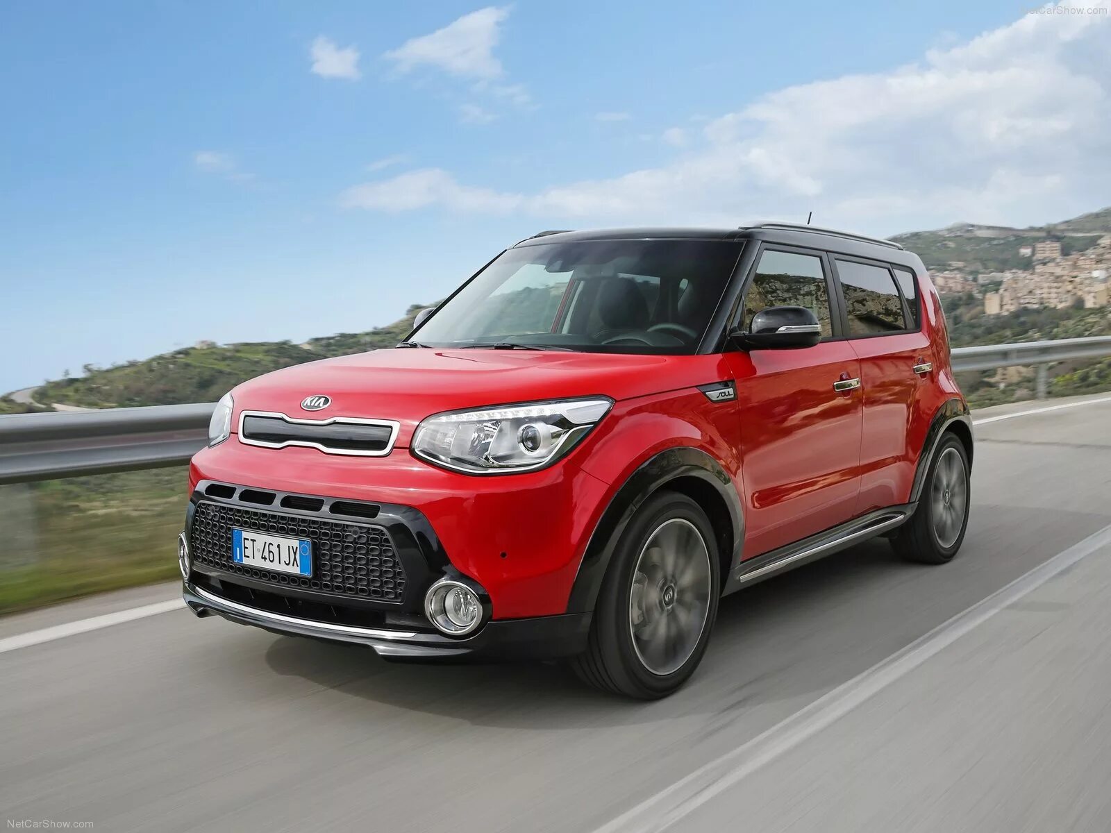 Киа солт фото Kia Soul EU-Version фото № 120200 автомобильная фотогалерея Kia Soul EU-Version 