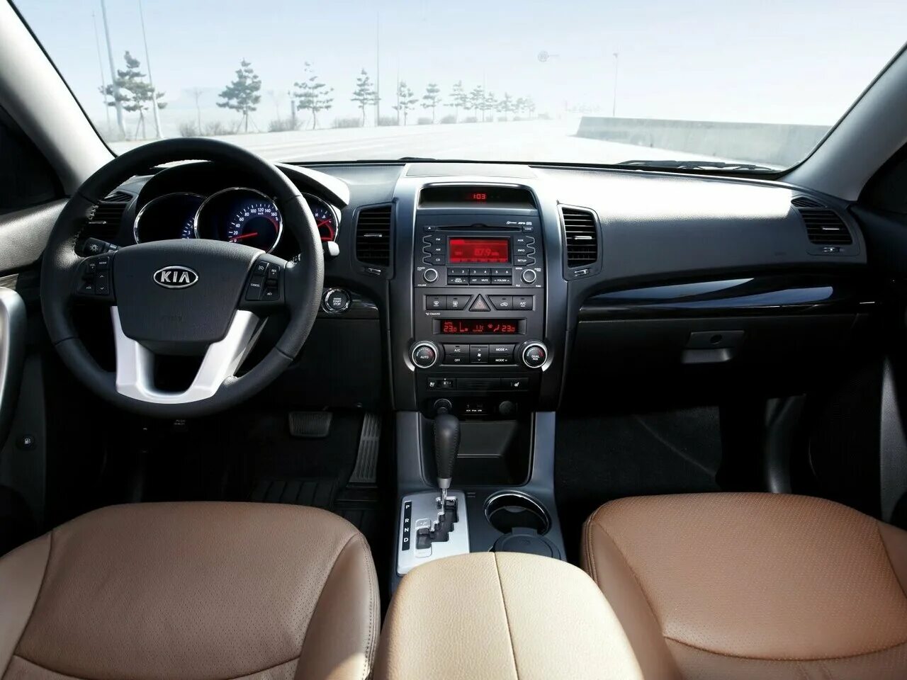 Киа соренто 2 фото салона Kia Sorento 2 поколение, внедорожник 5-дверный - технические характеристики, мод