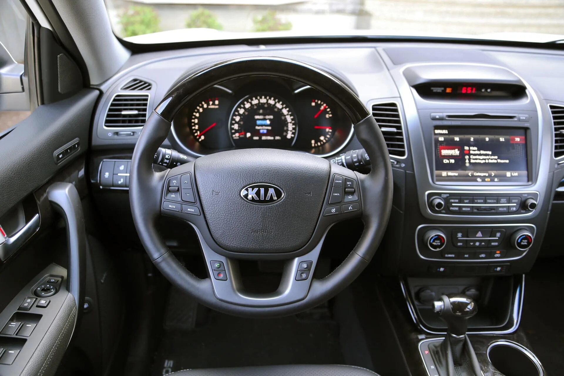 Киа соренто 2 фото салона 2014 Kia Sorento SX - Autos.ca