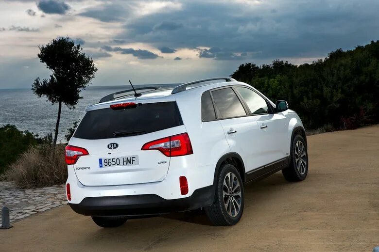 Киа соренто 2 хм фото Kia Sorento - недоновый или переобновленный?