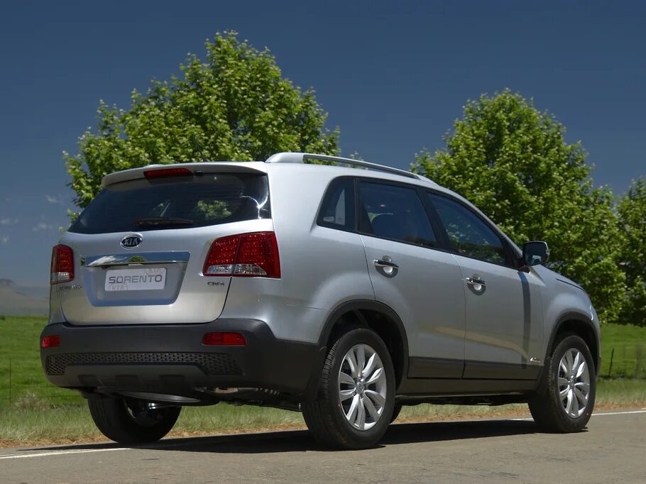 Киа соренто 2 хм фото Покупаем б у кросовер Kia Sorento II поколения