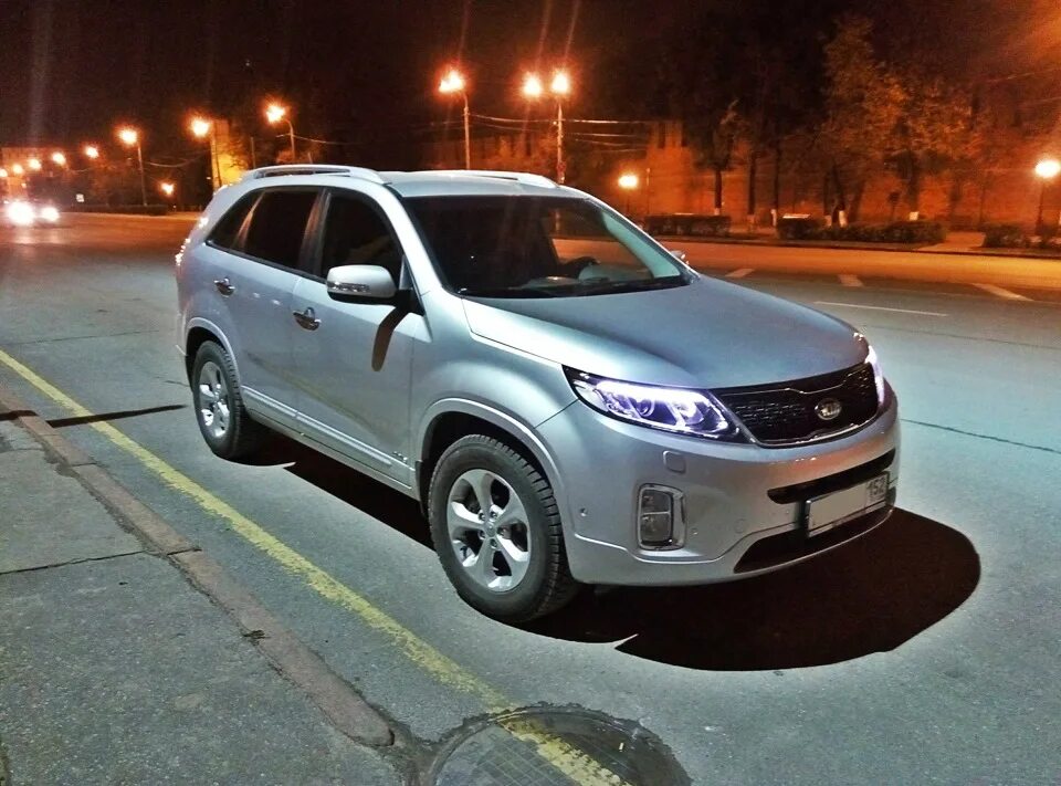 Киа соренто 2013 фото Покрасил молдинги и обвес в цвет авто - KIA Sorento (2G), 2,2 л, 2014 года стайл