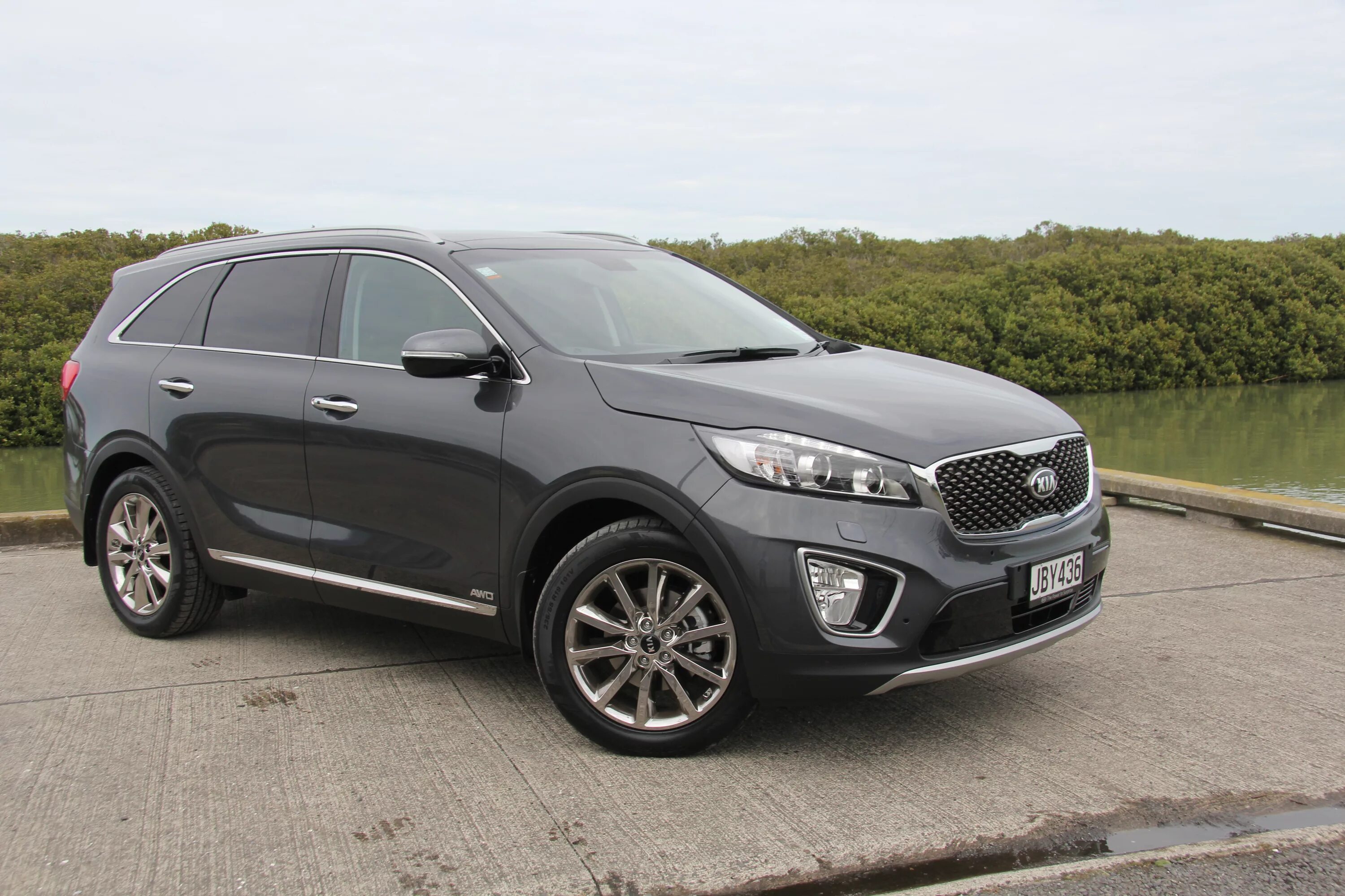 Киа соренто 2015 года фото All new 2015 Kia Sorento arrives in NZ - Movement that inspires