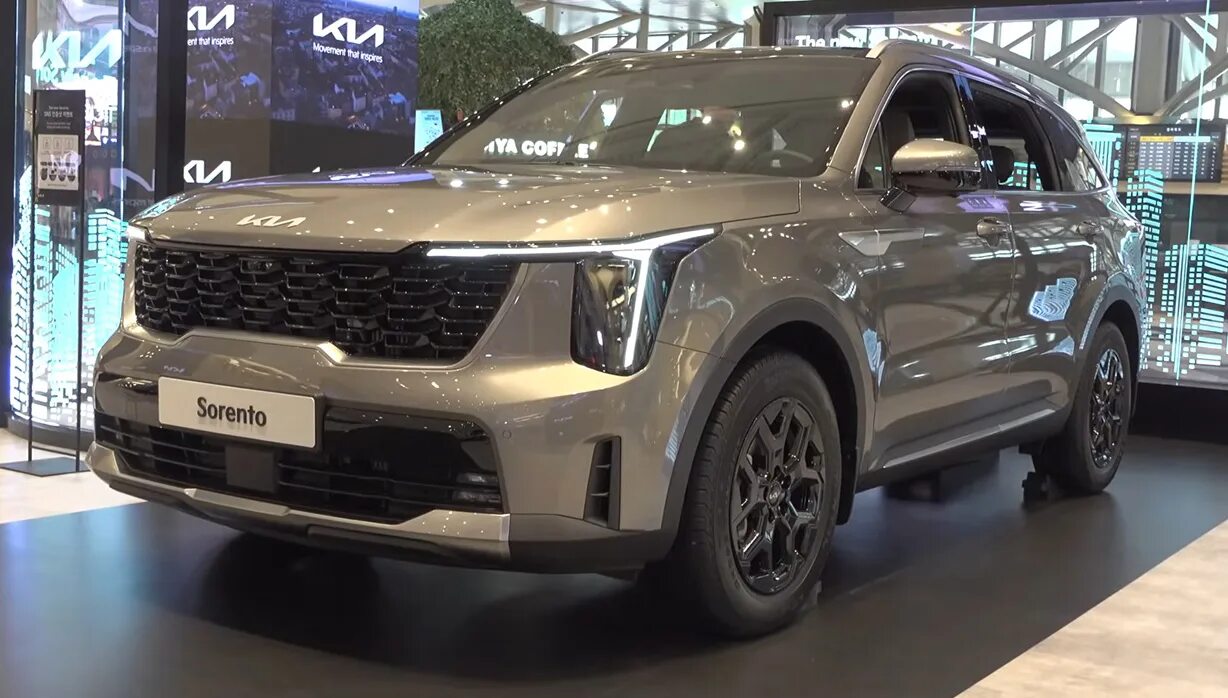 Киа соренто 2024 цена фото Kia Sorento 2024 во всех деталях. Внедорожник показали в новом видеоролике