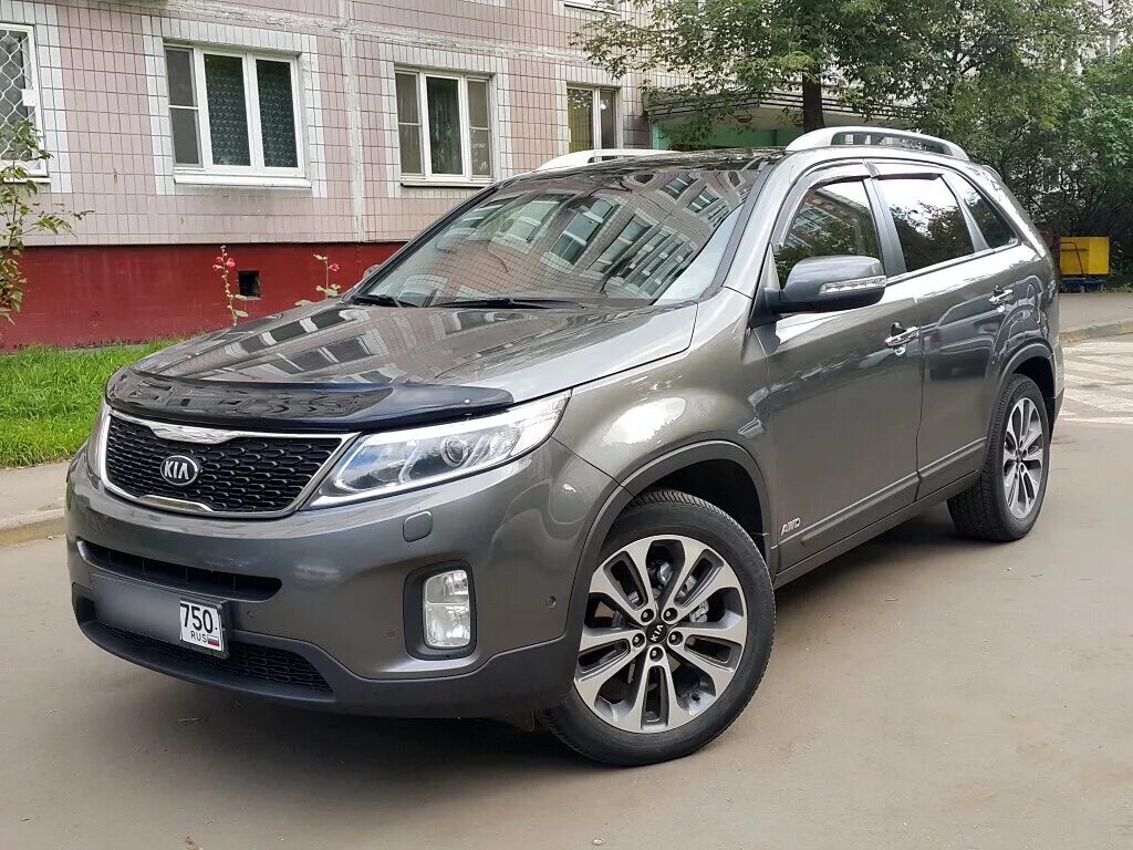 Киа соренто серая фото Купить б/у Kia Sorento II Рестайлинг 2.4 AT (175 л.с.) 4WD бензин автомат в Моск