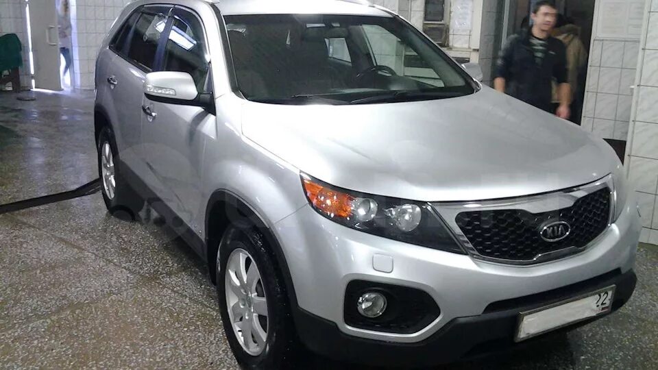 Киа соренто серая фото KIA Sorento (2G) 2.4 бензиновый 2011 Серый Волк на DRIVE2