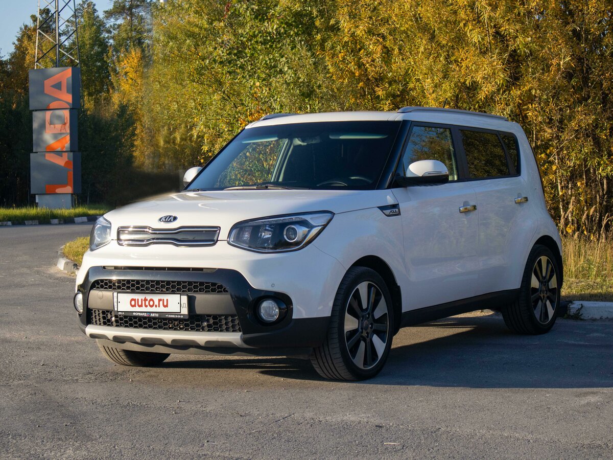 Киа соул 2018 фото Купить б/у Kia Soul II Рестайлинг 1.6 AT (124 л.с.) бензин автомат в Нижневартов