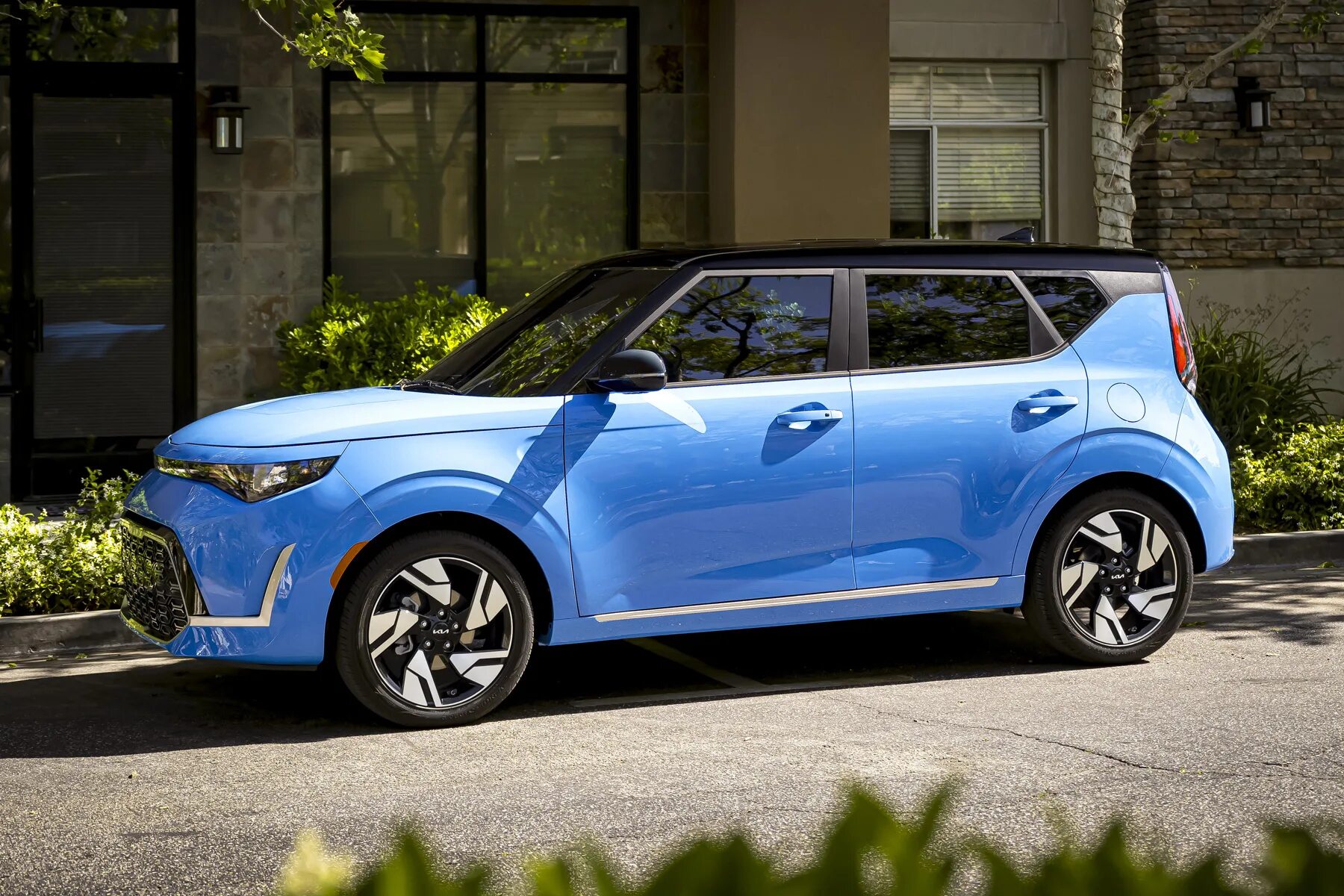 Киа соул 2023 фото Kia Soul получил "дизайнерскую" версию и подорожал - Рамблер/авто
