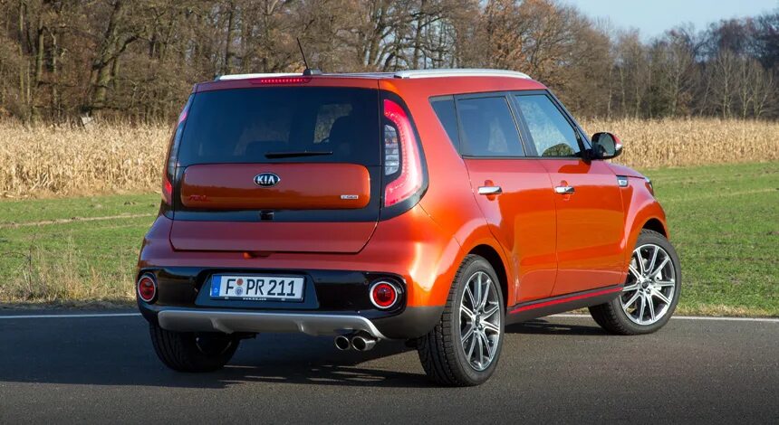 Киа соул 3 поколение фото Обновленный паркетник Kia Soul выходит на российский рынок - Авторевю