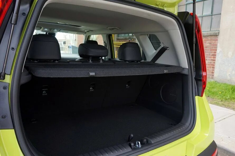 Киа соул багажник фото Полка багажника киа соул Sarma-Auto.ru