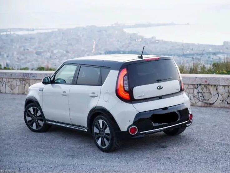 Киа соул фото цена Купить б/у Kia Soul II Рестайлинг 1.6 AT (124 л.с.) бензин автомат в Москве: чёр