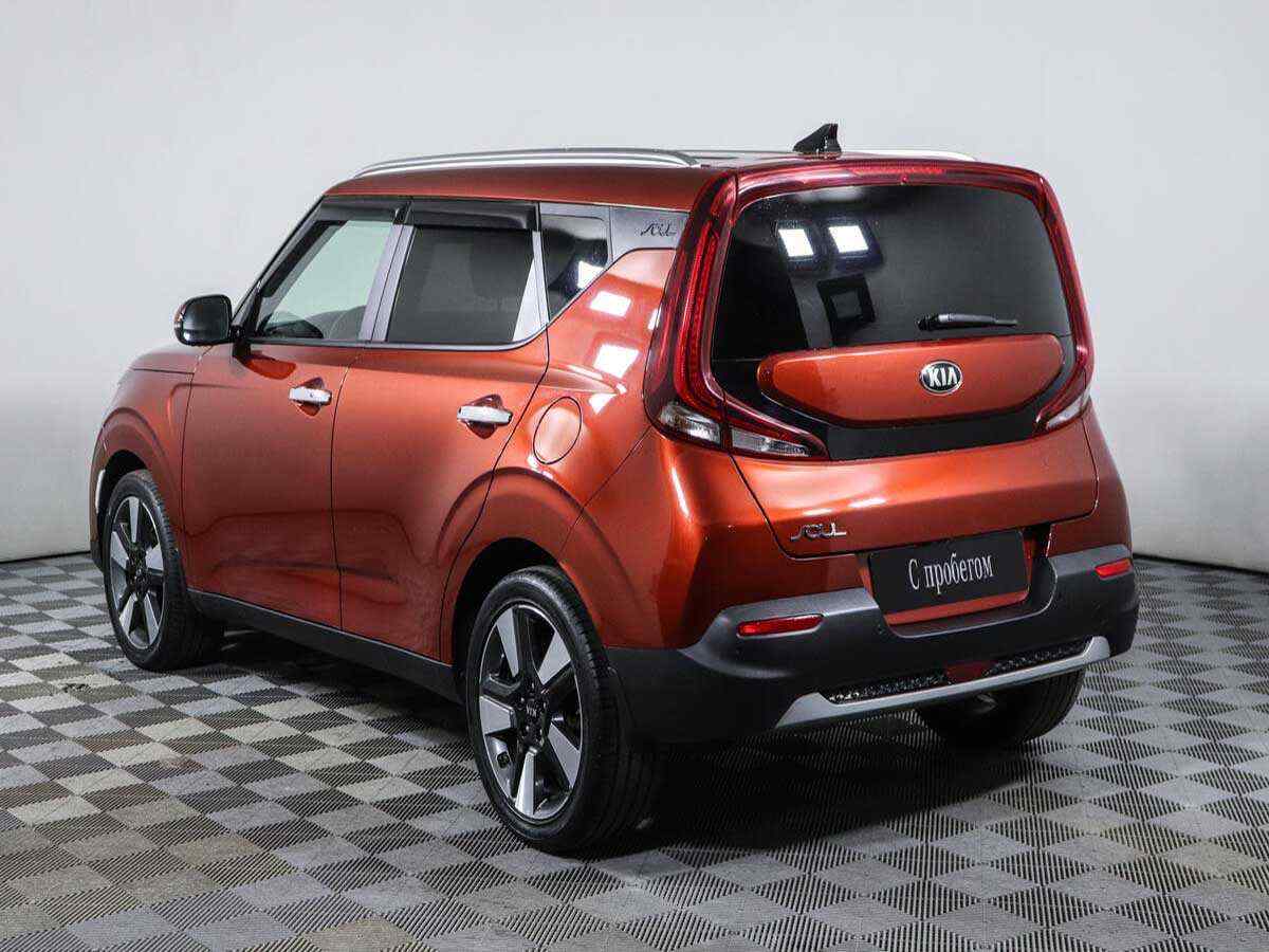 Киа соул фото цена 2024 KIA Soul Оранжевый 2019 с пробегом 61 742 км. в автоцентре Крост в Ростове-на-До