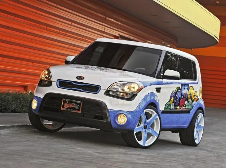 Киа соул тюнинг фото Kia partnered with West Coast Customs to create a one-of-a-kind ride inspired by