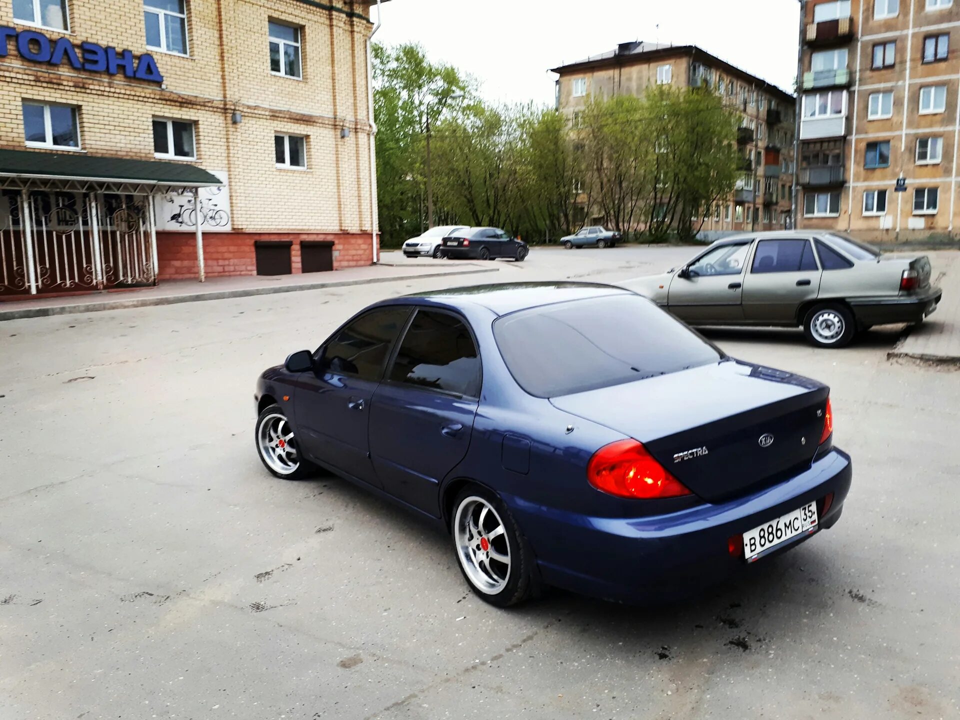 Киа спектра 2008 тюнинг новые тапочки с небольшой полочкой - KIA Spectra, 1,6 л, 2006 года колёсные диск